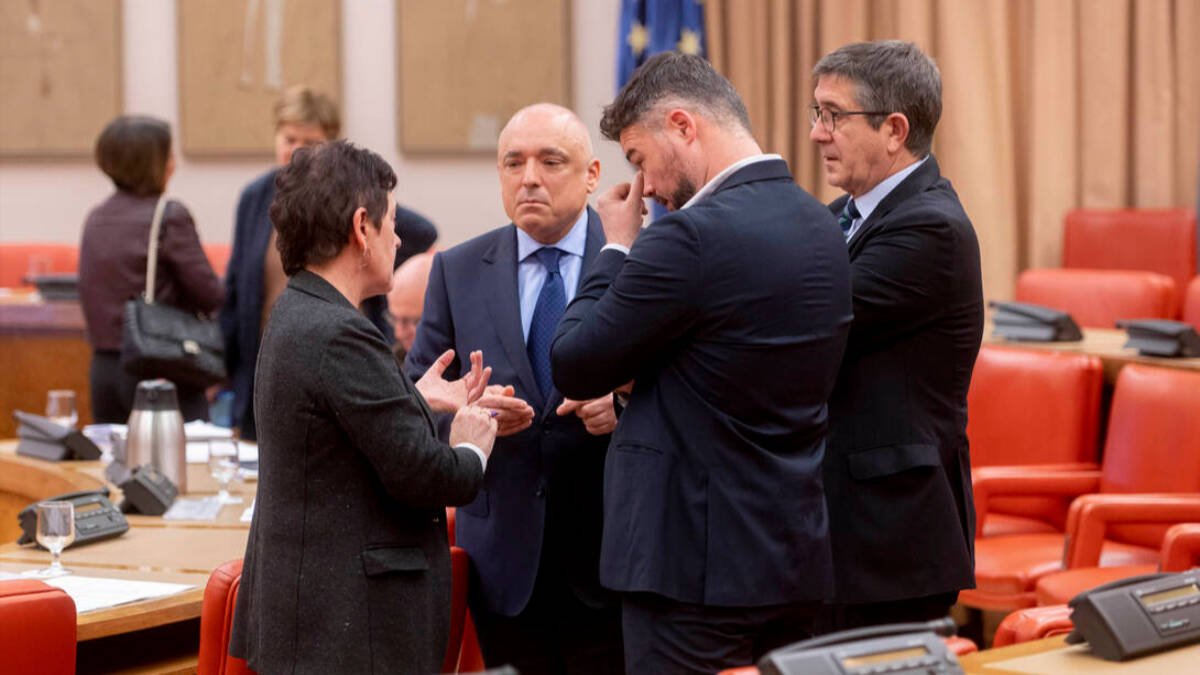 Patxi López y Simancas (PSOE) negocian con Rufián (ERC) y con la portavoz de Bildu