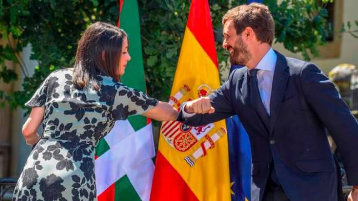 Arrimadas y Casado, el día en que suscribieron su pacto estratégico en el País Vasco.