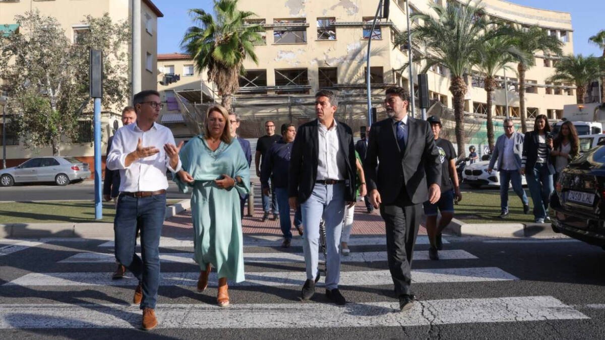 Carlos Mazón en su visita a Alicante