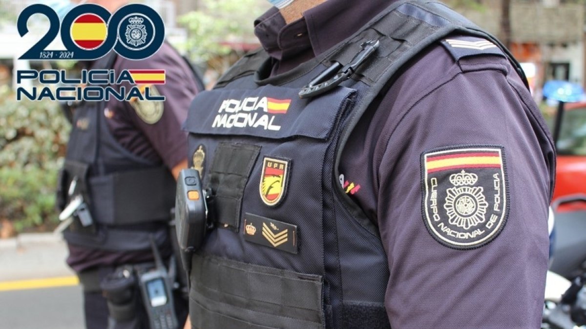 Agentes de la Policía Nacional