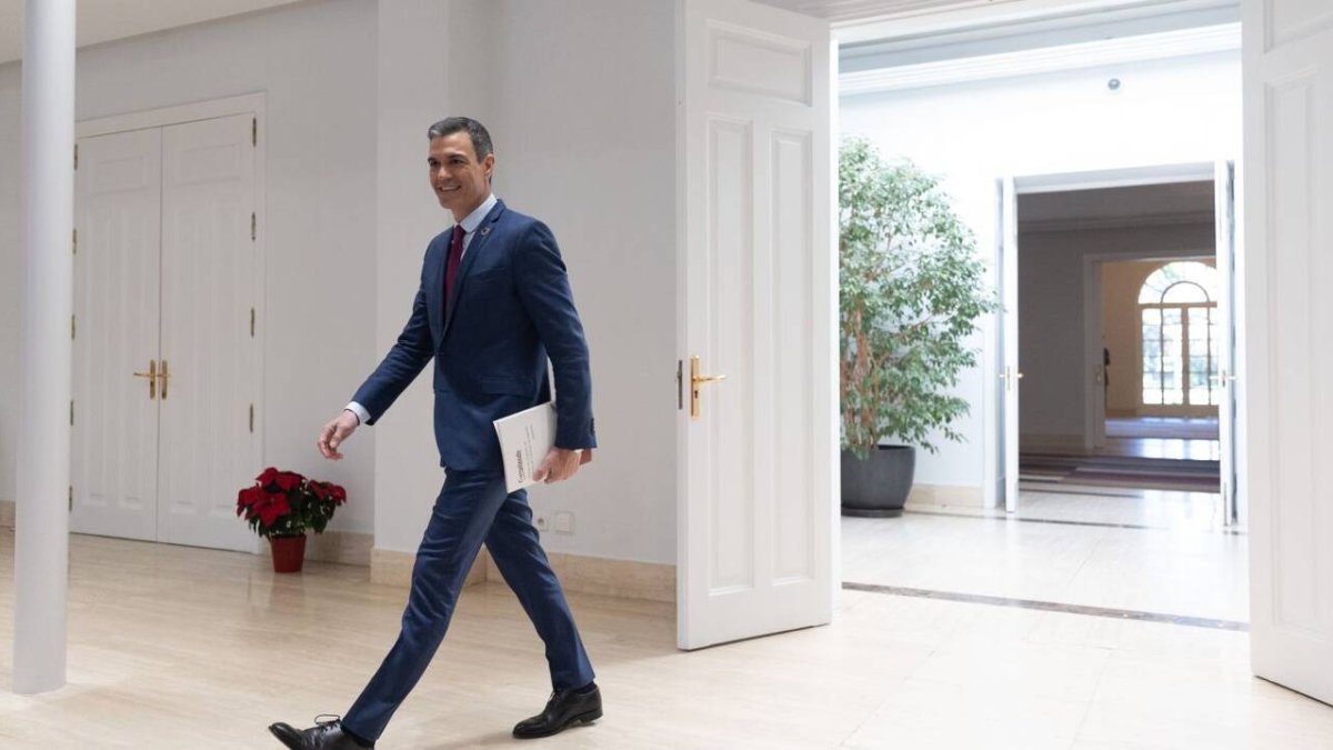 Pedro Sánchez, este martes en Moncloa tras su balance.