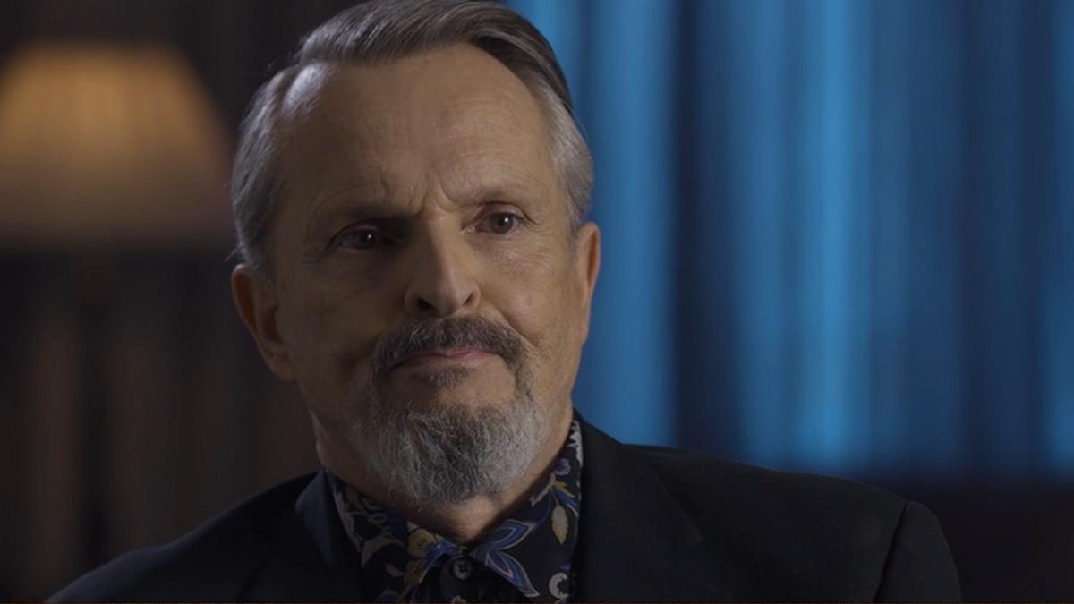 Miguel Bosé, durante una entrevista televisiva.