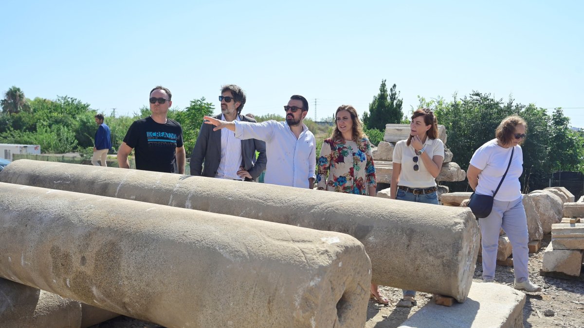 Piezas originales del monumento a Sorolla