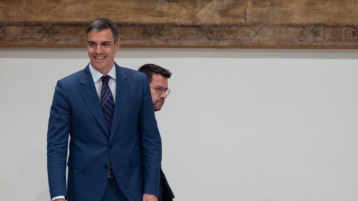 El presidente del Gobierno, Pedro Sánchez, con Pere Aragonés