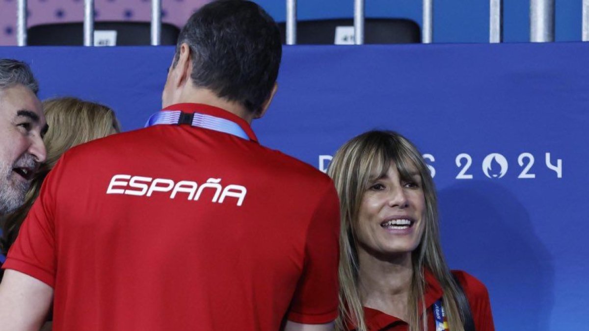 Sánchez con Begoña Gómez en los JJOO de París