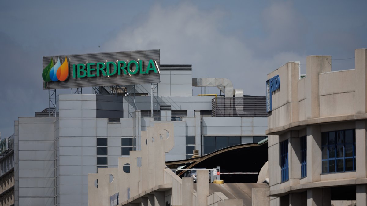 Fachada de la sede de Iberdrola, Madrid