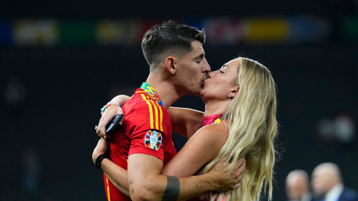 Alvaro Morata y Alice Campello, celebrando la Eurocopa el pasado julio en Berlín.