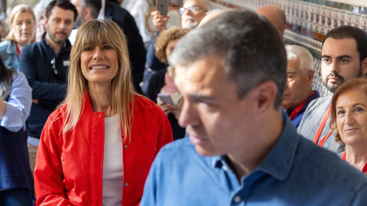 El presidente del Gobierno de España, Pedro Sánchez, y su mujer, Begoña Gómez, en una imagen de archivo.