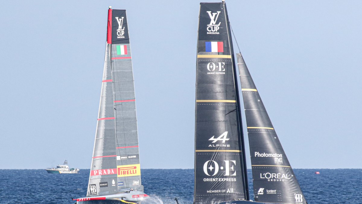 Luna Rossa Prada Pirelli (ITA) and Orient Express Racing Team (FRA) during the 37th America's Cup 2024, Louis Vuitton Cup, Round Robin 1 & 2 on August 29, 2024 in Barcelona, Spain - Photo Norberto Maccagno / LiveMedia / DPPI