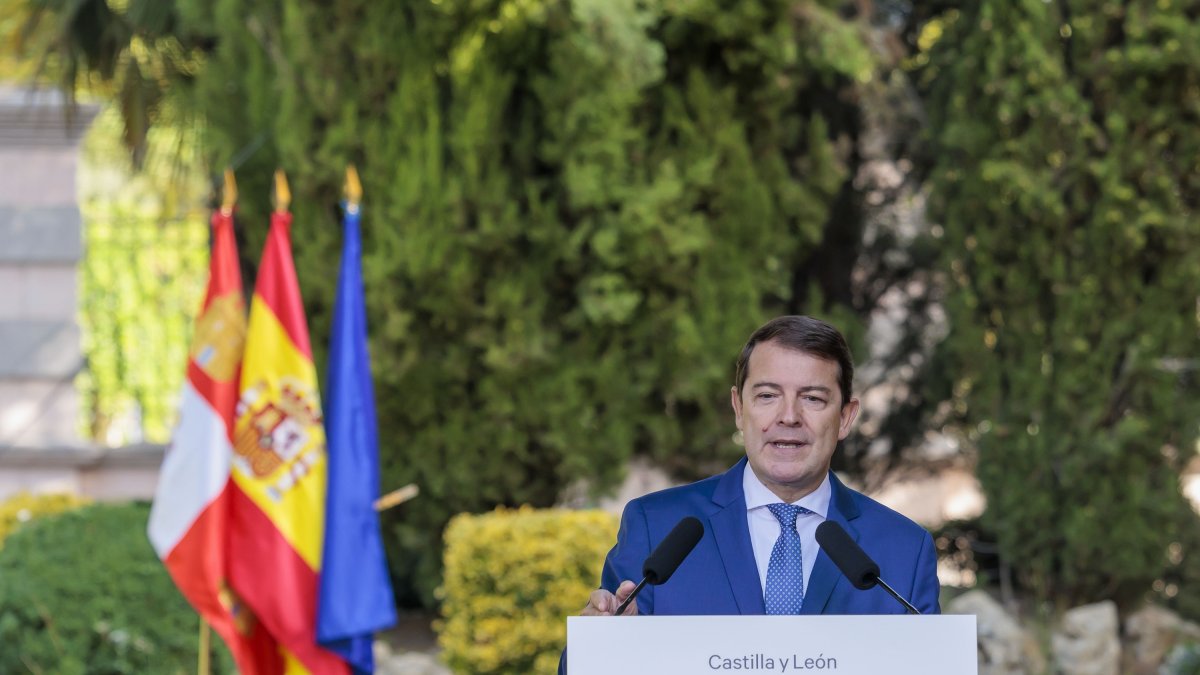 Fernández Mañueco, en la rueda de prensa de inicio del curso político.