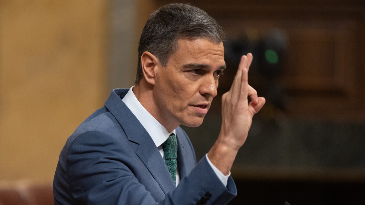 El presidente del Gobierno, Pedro Sánchez, comparece durante una sesión extraordinaria en el Congreso de los Diputados, a 17 de julio de 2024.