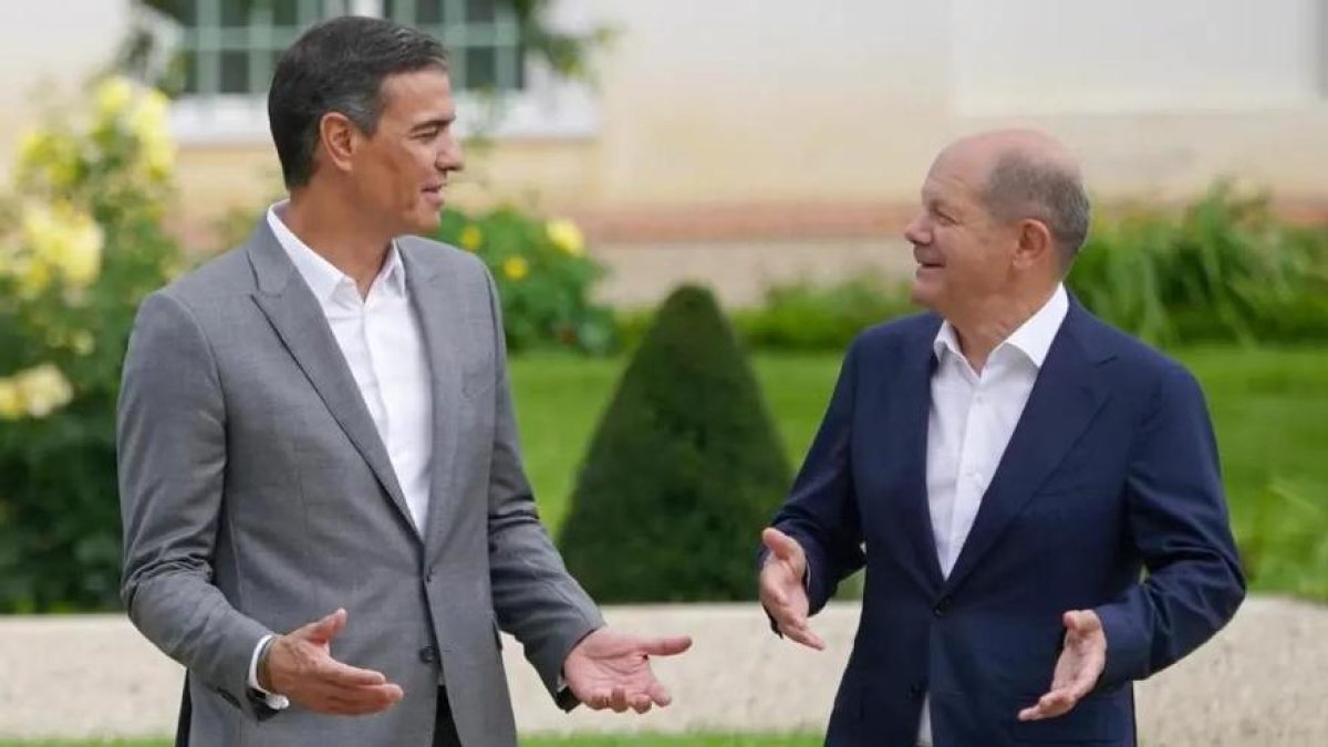 Pedro Sánchez con Olaf Scholz