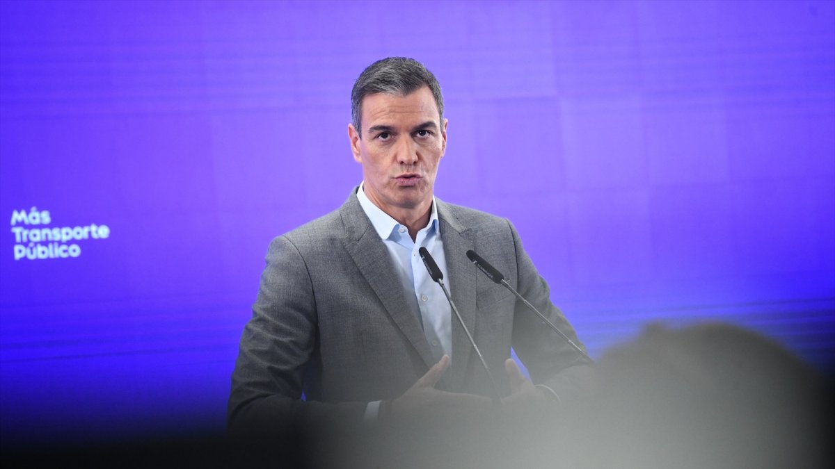 El presidente del Gobierno, Pedro Sánchez, interviene durante el acto de presentación de la nueva campaña 'Transporte público'.