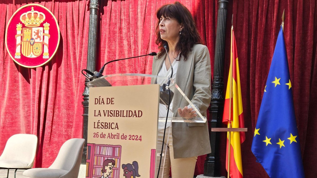 La ministra de Igualdad, Ana Redondo, celebra la visibilidad lésbica