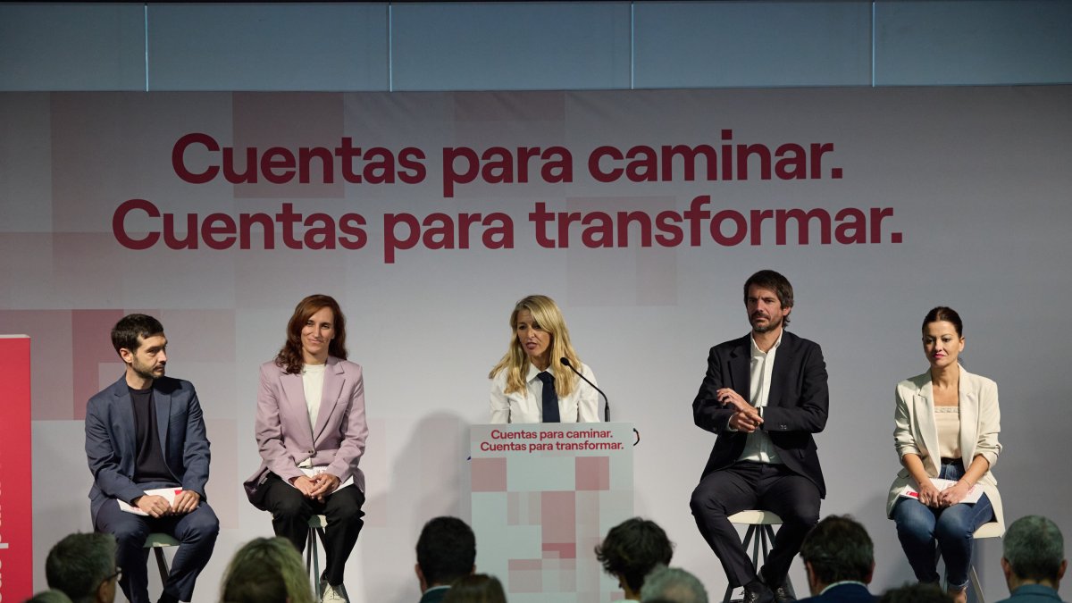 La vicepresidenta del Gobierno y ministra de Trabajo, Yolanda Díaz, presenta las propuestas de Sumar para los Presupuestos Generales del Estado junto al ministro de Derechos Sociales, Consumo y Agenda 2030, Pablo Bustinduy, la ministra de Sanidad, Mónica García, el ministro de Cultura, Ernest urtasun y la ministra de Juventud e Infancia, sira Rego, en el Colegio de Arquitectos de Madrid, a 16 de septiembre de 2024, en Madrid (España). El partido expone hoy las principales propuestas que quiere incluir en el futuro anteproyecto de Presupuestos Generales para 2025.

Jesús Hellín / Europa Press
16/9/2024