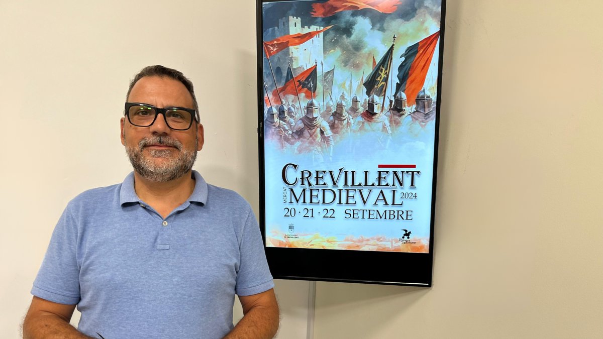 El concejal de Fiestas, Antonio Candel Rives, ha presentado este lunes “Mercat Crevillent Medieval”