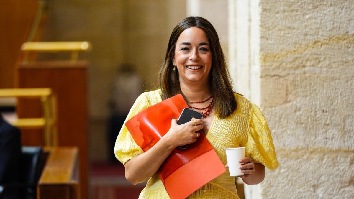 La diputada del PP en el Parlamento andaluz por Sevilla María Díaz Cañete

REMITIDA / HANDOUT por PARLAMENTO ANDALUZ
Fotografía remitida a medios de comunicación exclusivamente para ilustrar la noticia a la que hace referencia la imagen, y citando la procedencia de la imagen en la firma
19/9/2024