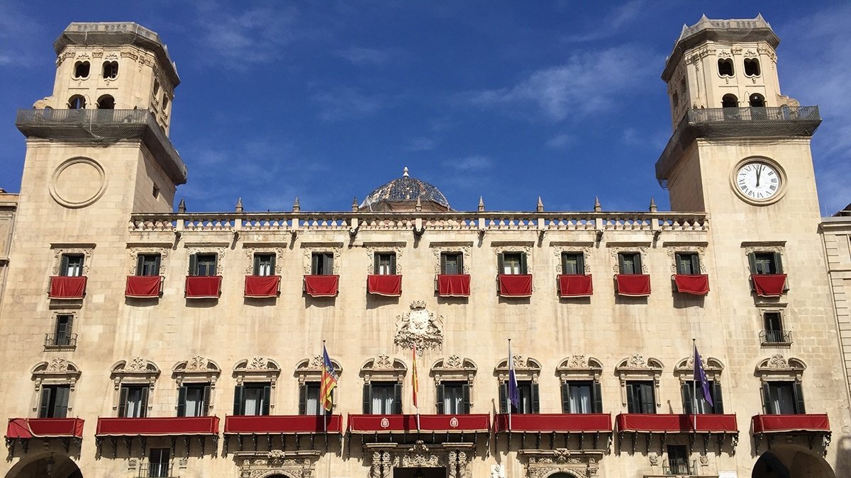 Fachada Ayuntamiento de Alicante