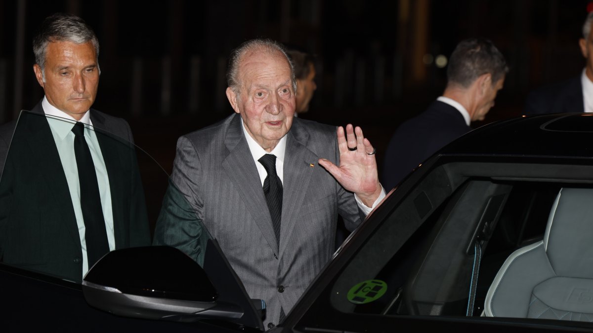 El Rey Juan Carlos I durante el funeral de Alejandro Fernandez de Araoz, en Madrid el 9 de septiembre