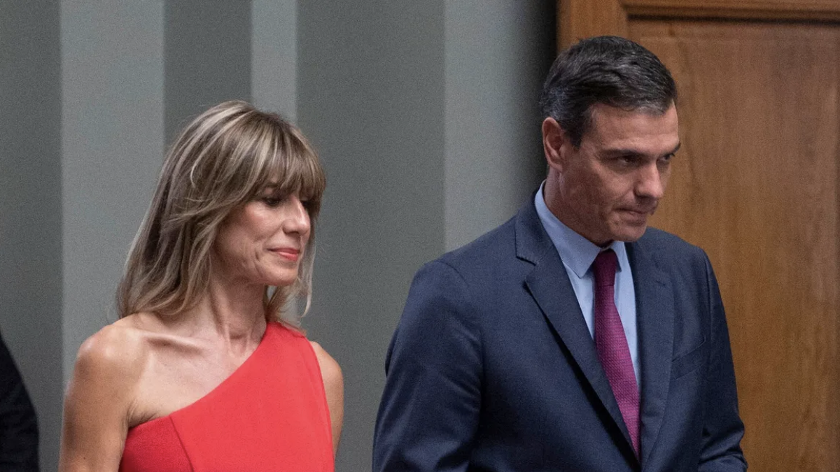 Pedro Sánchez junto a su esposa Begoña Gómez