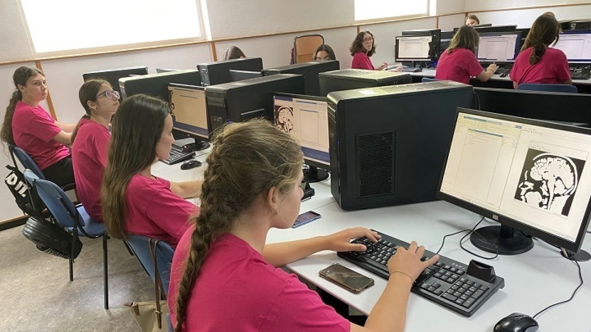 (Foto de ARCHIVO)
La UA incentiva las vocaciones STEM con una nueva edición de 'Quiero ser ingeniera' con más de un centenar de alumnas

UA
10/6/2024