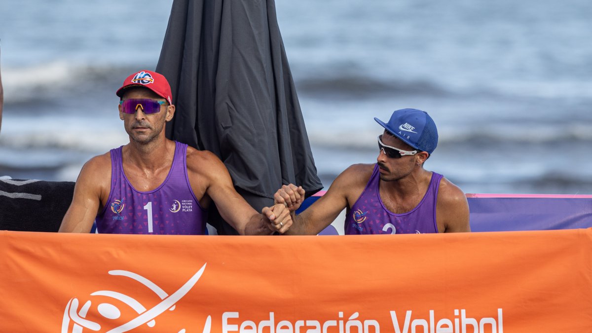 Pablo Herrera junto a su pareja deportiva