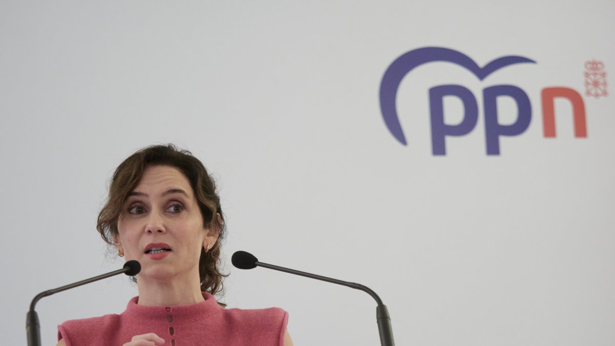 Isabel Díaz Ayuso interviene en un mitin del PP de Navarra