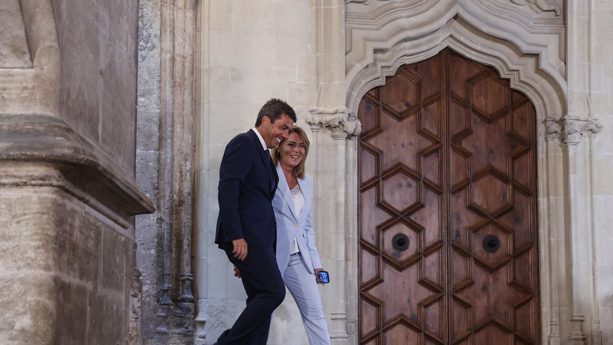 La vicepresidenta de la Generalitat, Susana Camarero, y el president de la Generalitat Carlos Mazón