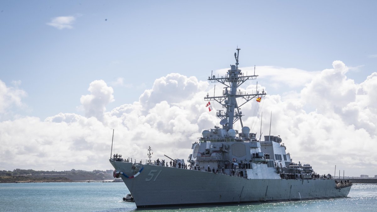 La base de Rota en una imagen de archivo durante la llegada del destructor con misiles guiados 'USS Arleigh Burke'.