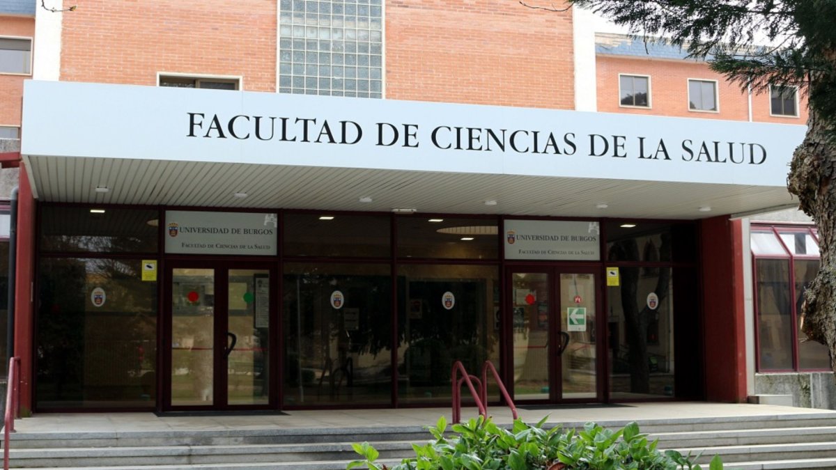 Entrada a la facultad de Ciencias de la Salud de la Universidad de Burgos.