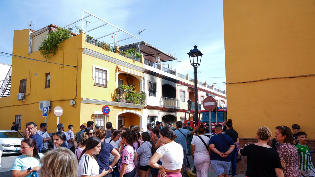 Imágenes del incendio ocurrido en Guillena, Sevilla.