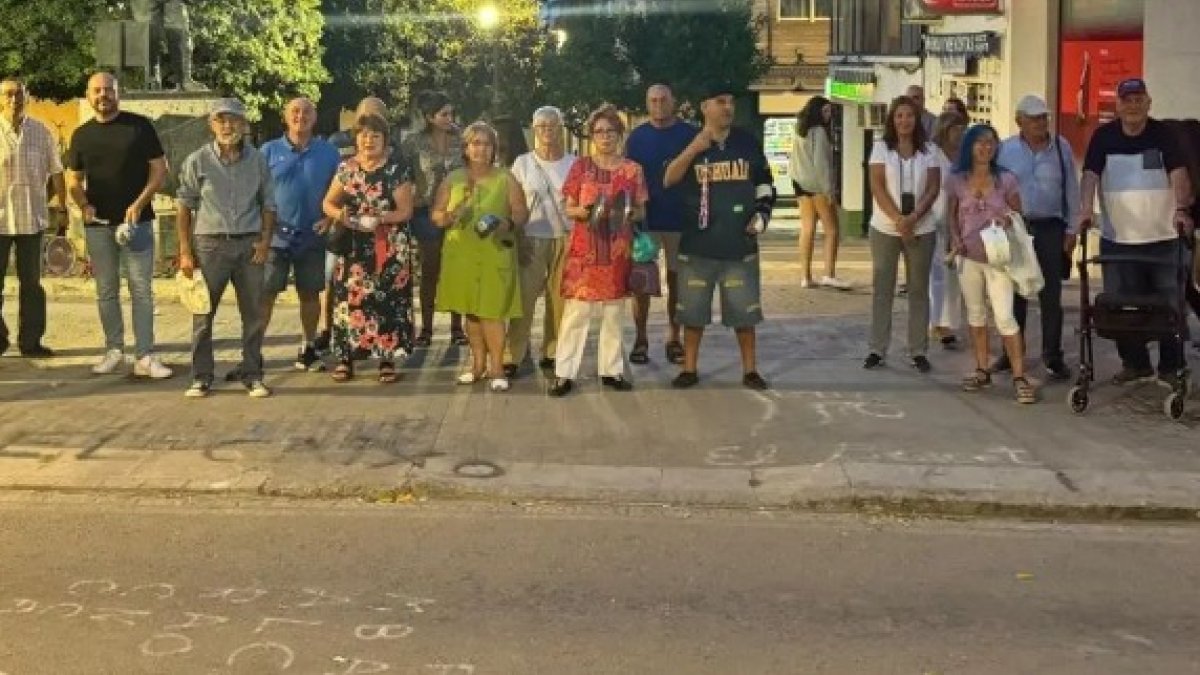 Vecinos de Paterna protestan contra la peatonalización y la ZBE.