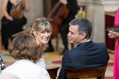 Begoña Gómez y Pedro Sánchez, en la recepción por el décimo aniversario del reinado de Felipe VI.