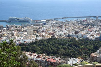 Santa Cruz de Tenerife
AYUNTAMIENTO DE SANTA CRUZ DE TENERIFE
(Foto de ARCHIVO)
06/1/2016