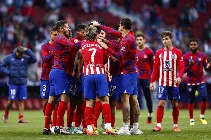 Los jugadores del Atlético, tras un partido.