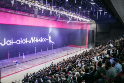 El frontón del Jai Alai de Ciudad de México se ha vuelto abrir.