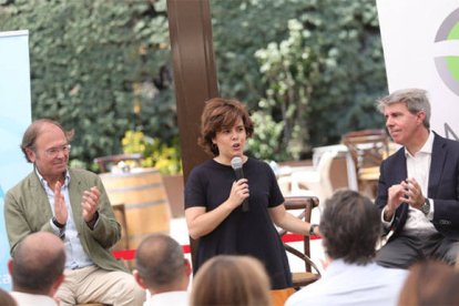 Soraya junto al presidente de la Comunidad de Madrid y del PP de Madrid, su punto flaco.