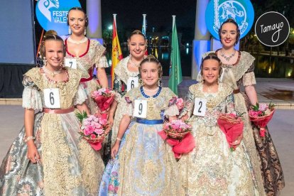 Falleras de El Carmen