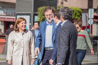 El presidente del Gobierno, Mariano Rajoy, durante su visita hoy a Elche