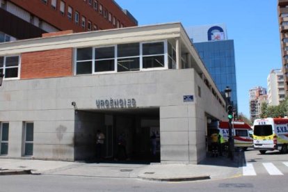 Entrada a Urgencias del Hospital Clínico de Valencia