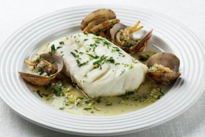 Lomo de skrei con almejas