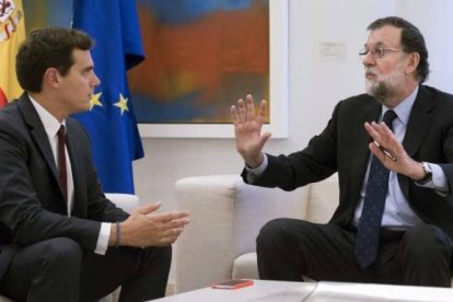 Albert Rivera y Mariano Rajoy, en una de sus entrevistas en La Moncloa.