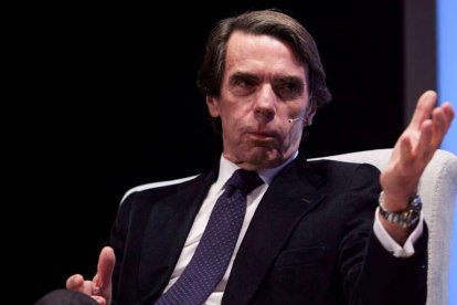 El expresidente del Gobierno de España, José María Aznar, en el foro 'España a debate' celebrado en Tomares (Sevilla).