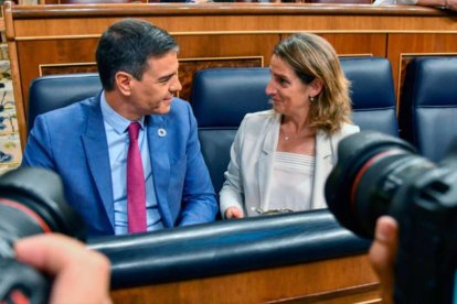 Pedro Sánchez y Teresa Ribera