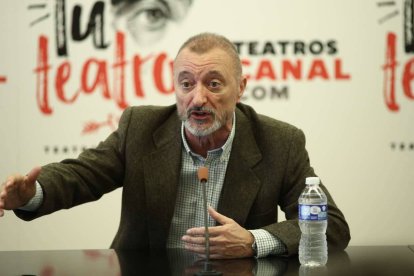 Arturo Pérez Reverte, autor de 'El pintor de batallas' (2006), llevada este 2017 al teatro