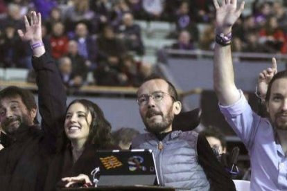 Iglesias, con Echenique, Montero y Mayoral en Vistalegre II