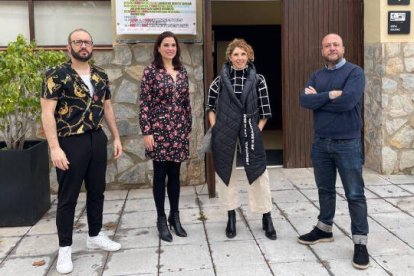 Marga Antón, Asun Noales, Guillermo Arazo y José Luis Mas.