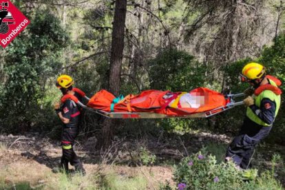 Aparatoso rescate de dos mujeres senderistas en Alcoi y Finestrat