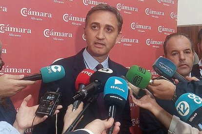 El PP exige la dimisión de Puig “porque es responsable del daño a Alicante