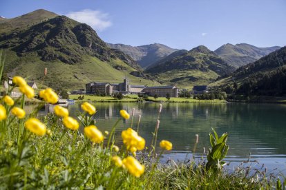 Vall de Núria: un paraíso en el corazón de los Pirineos Catalanes